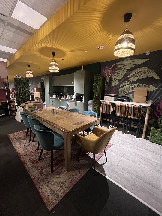 CAFE FREI iroda